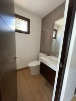 5 Casas En Zona 15 - Imagen 2